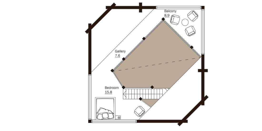 Una casa a tre piani in legno cilindrato