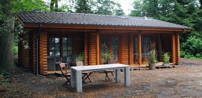 Casa di legno: le foto di costruzione di una piccola casa - Maarn, Paesi Bassi, Europa