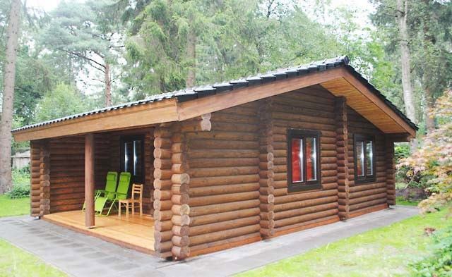 Casa olandese in legno fatta di tronchi secchi 52 m2 "Van ...
