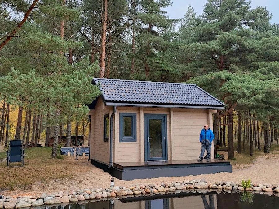 Piccola sauna in legno laminato impiallacciato "Liepaja" Lettonia 19.6 m²  